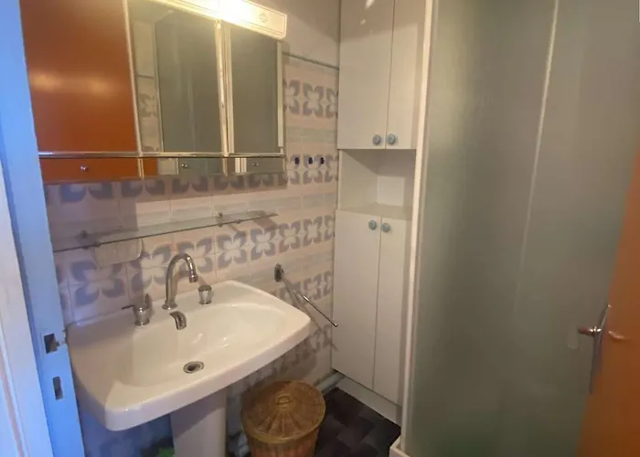 Cosy 4 Pers, A Pied, Parking Gratuit Port Camargue - Fr-1-250-176 *