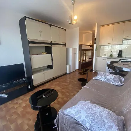 Apartment Cosy 4 Pers, A Pied, Parking Gratuit Port Camargue - Fr-1-250-176 *