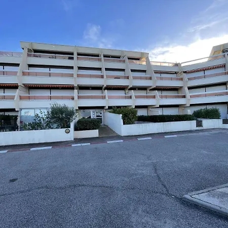 Apartment Cosy 4 Pers, A Pied, Parking Gratuit Port Camargue - Fr-1-250-176 Le Grau-du-Roi