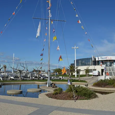 Cosy 4 Pers, A Pied, Parking Gratuit Port Camargue - Fr-1-250-176