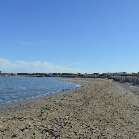 Cosy 4 Pers, A Pied, Parking Gratuit Port Camargue - Fr-1-250-176 Apartmán *